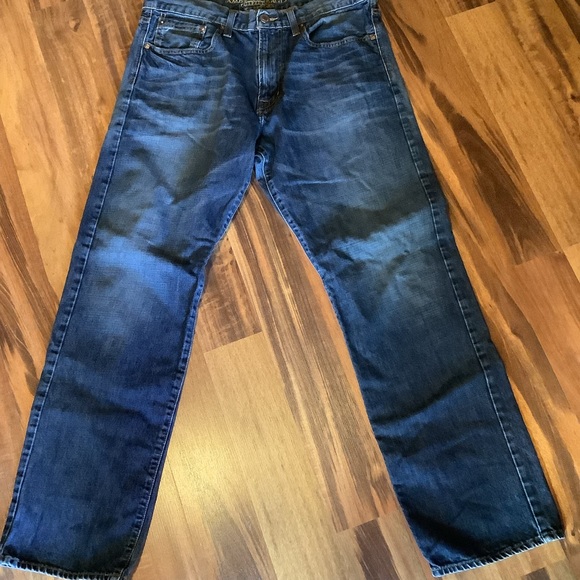Men’s American Eagle relaxed straight denims size 34